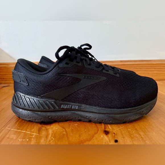 Brooks Men's Beast GTS 24 Running Shoes | Size 9.5 E (Extra Wide) - Picture 2 of 9